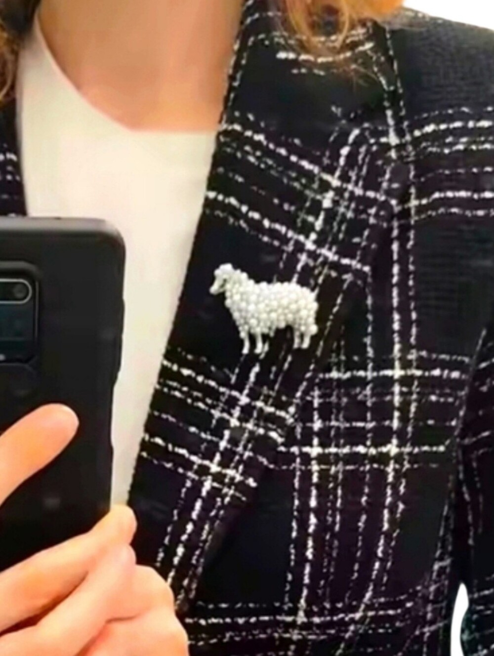 Sheep pin; gold and faux white pearl; NWOT - Picture 3 of 7